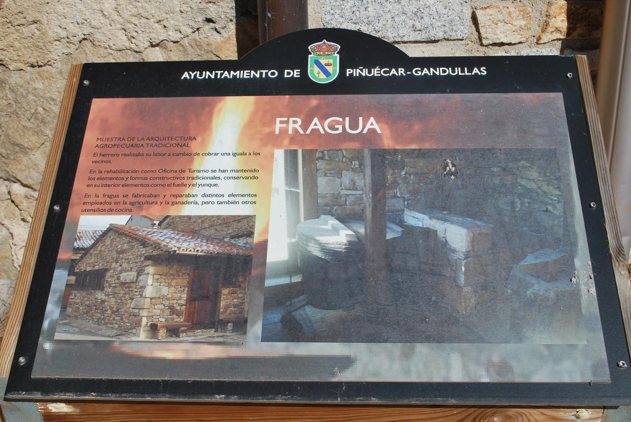 Gandullas Posada La Fragua מראה חיצוני תמונה